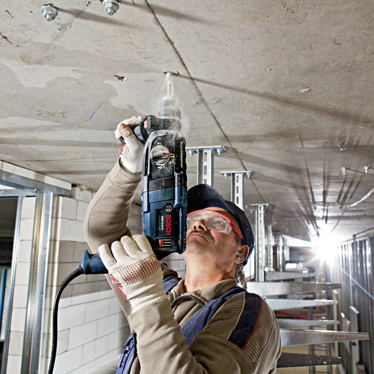 Bosch GBH2-24D 24mm SDS+ 3 Function Hammer 2kg (110V) - Image 5