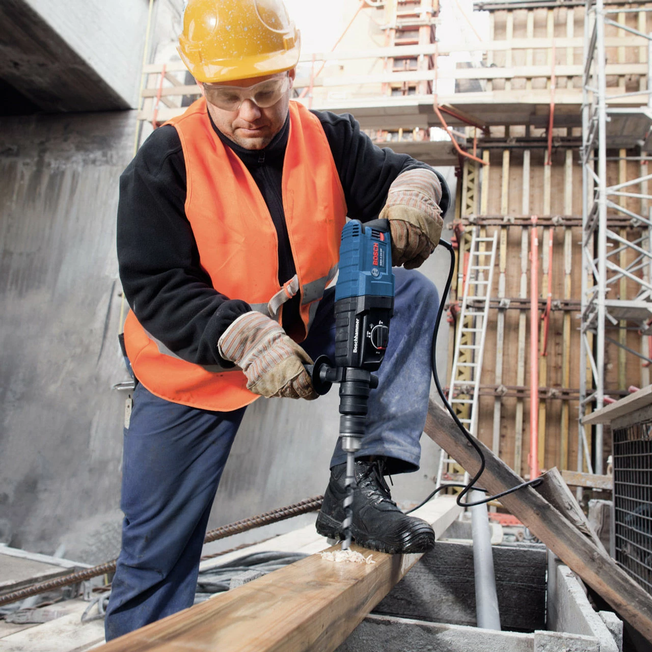 Bosch GBH2-24D 24mm SDS+ 3 Function Hammer 2kg (110V) - Image 4