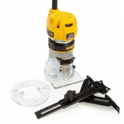 Dewalt D26200 1/4 Inch Compact Fixed Base Router (240V)