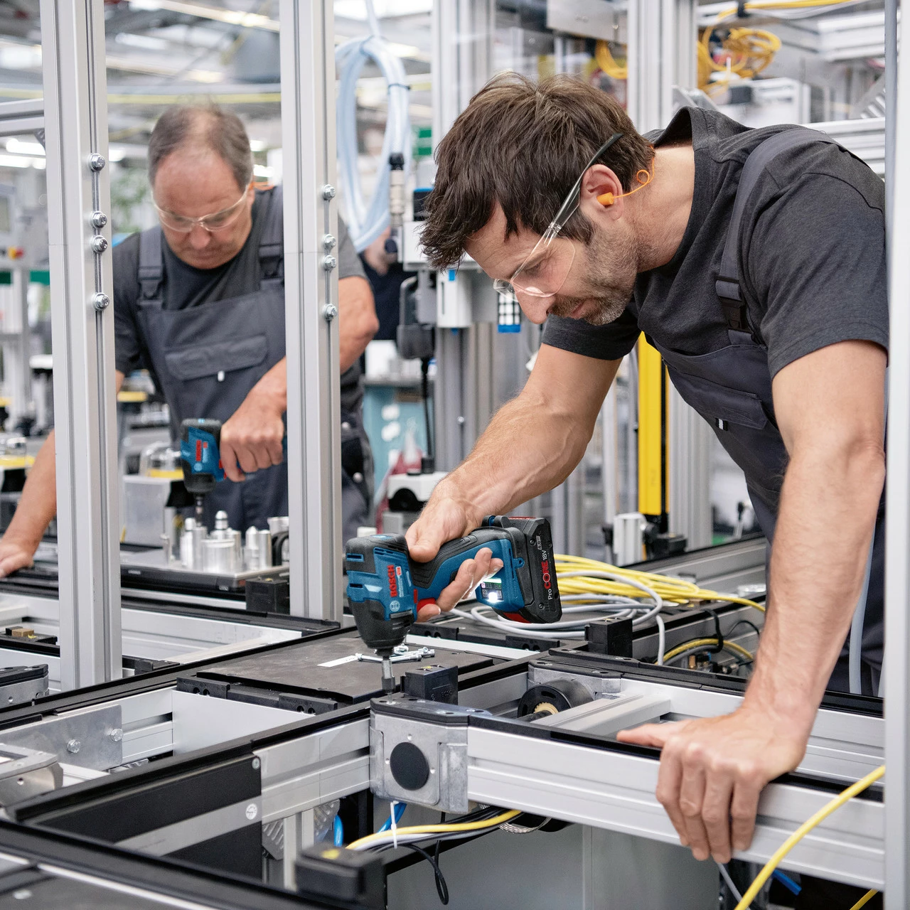 Bosch GDR 18V-210 C Professional Brushless Impact Driver (Body Only) In L-Boxx - Image 6