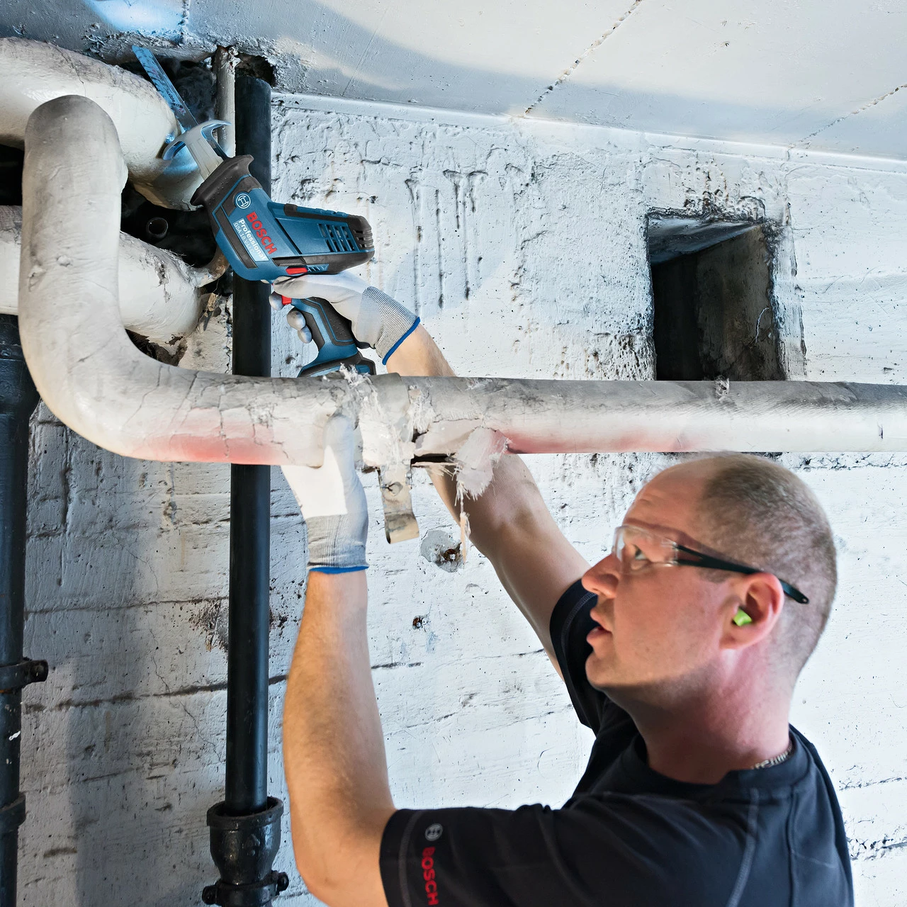 Bosch GSA 18V-LI C Professional Cordless Sabre Saw (Body Only) - Image 5